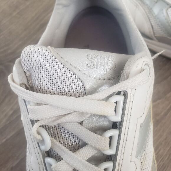 SAS Tour White Leather Mesh Silver Sneaker Shoes Womens Sz 9 Slim Made in USA - Picture 9 of 10